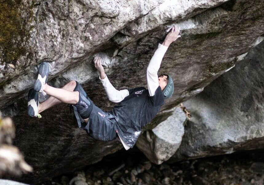 Dave Graham podczas wspinaczki na niezwykle wymagającej drodze Celestite 8C+.