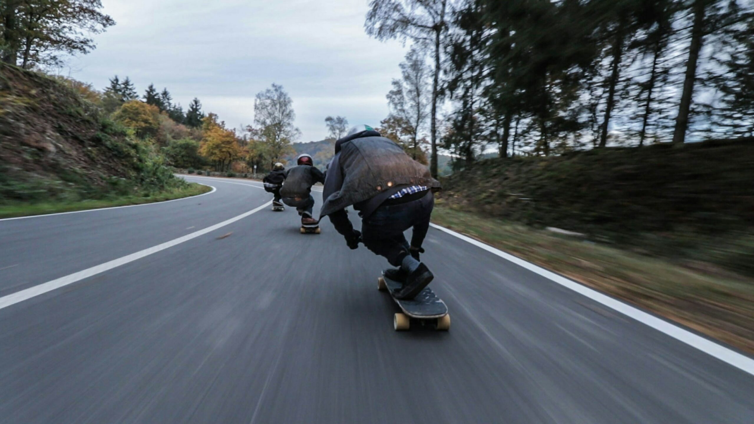 Longboard: Od zera do pasji – jak zacząć przygodę?