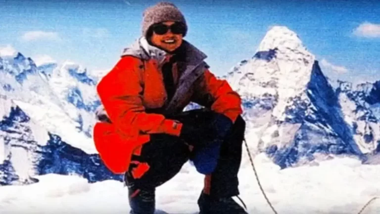 Śpiąca Królewna z Everestu. Czy warto zdobywać szczyty za wszelką cenę?
